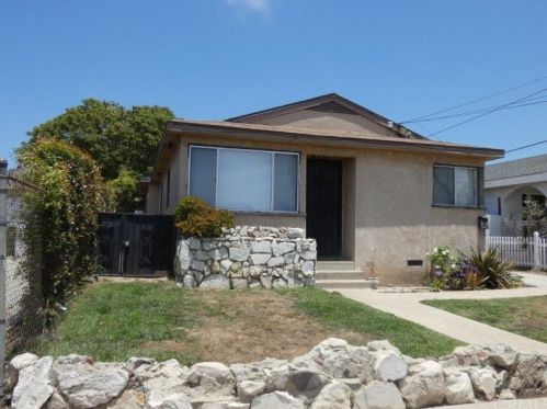 4735 169th St, Lawndale, CA 90260-3106