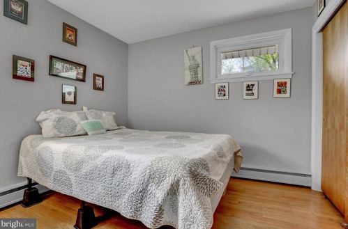 19 Columbia Dr, Camp Hill PA  17011-7636 exterior