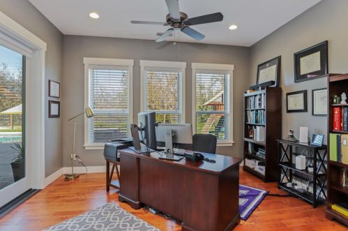 10817 Goldsborough Cir, Valley Home CA 95361-7649 exterior