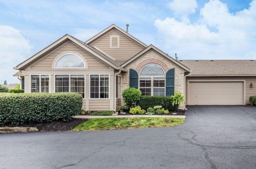 4315 Waterside Pl, Darbydale, OH 43123-8070