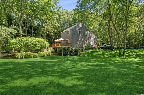 58 Harrison Ave, East Hampton, NY 11937-2050