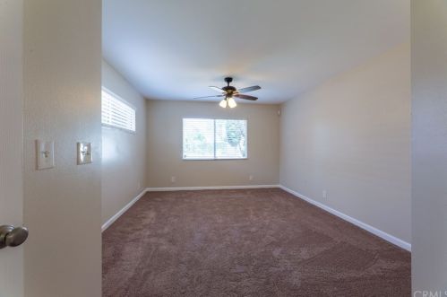 610 Almond Ave, Long Beach CA  90802-1746 exterior