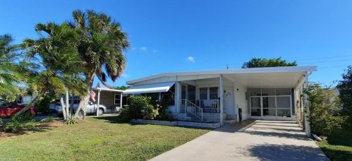 75 San Remo Cir, Naples, FL 34112-9100