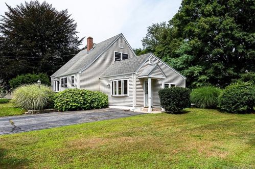 12 Pine Rd, Lyme, CT 06371-1723