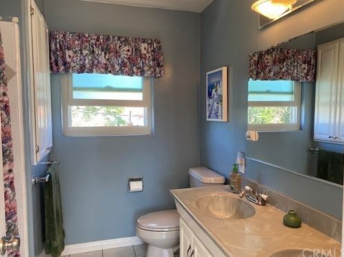 9237 Manzanar Ave, Downey CA  90240-2807 exterior