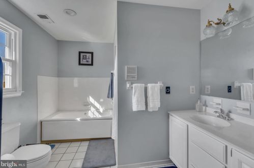 13140 Ada Ln, Nokesville VA  20181-3326 exterior