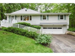 14113 White Birch Rd, Hopkins, MN 55305-1715