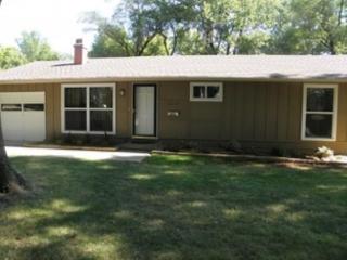 6000 76th St, Shawnee Mission KS  66208-4534 exterior