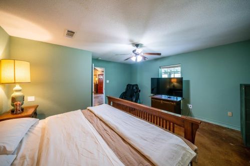 1511 Walnut Grv Rd, Midlothian TX  76065-4749 exterior