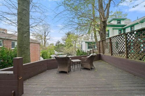 3027 Netherland Ave, Bronx, NY 10463-3406
