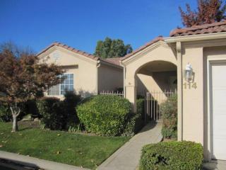 6706 Chestnut Ave, Fresno, CA 93710-4865