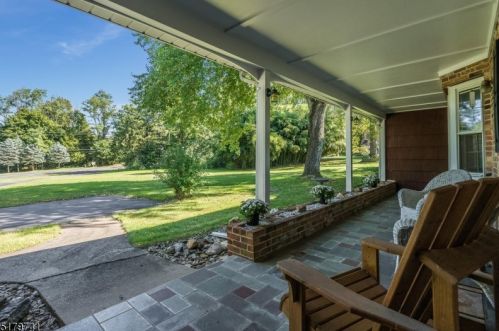 518 Route 31, East Amwell Township NJ  08551-1221 exterior