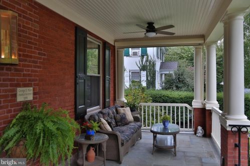202 Ct St, Gardenville PA  exterior