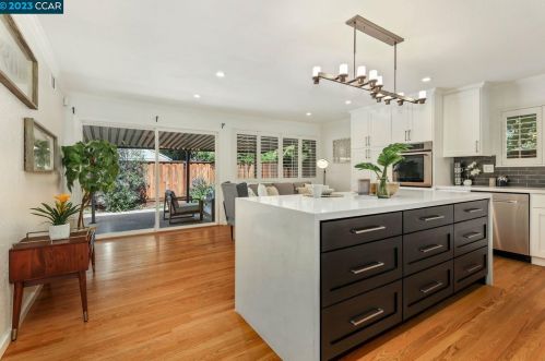 6747 Tory Way, Pleasanton CA  94568-2144 exterior