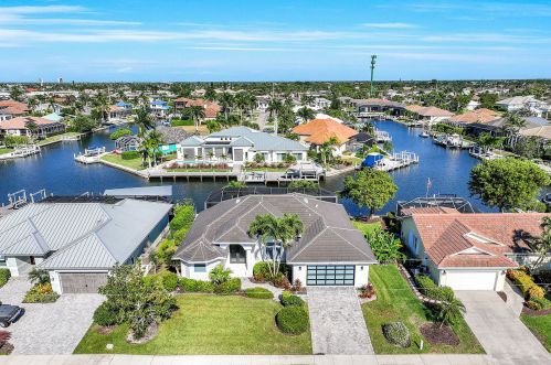 409 Waterleaf Ct, Marco Island, FL 34145-2715