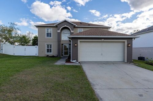 2045 White Plains St, Deltona, FL 32738-5015