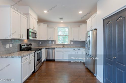 4131 Carla Vista Dr, Gilbert, AZ 85295-6126