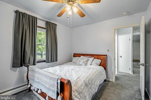 428 Neiffer Rd, Collegeville PA  19473-1415 exterior