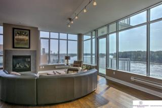 444 Riverfront Plz, Omaha, NE 68102-4237