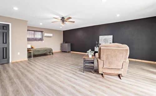 3555 Briggs Rd, Orange TX  77630-9125 exterior