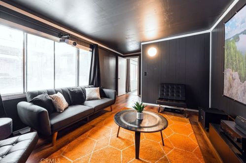 328 Sherwood Blvd, Big Bear City CA  92314 exterior