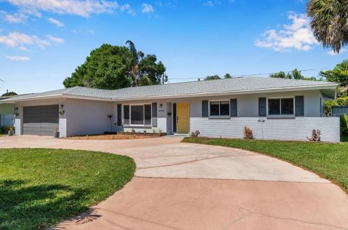 6455 29th Ave, Saint Petersburg, FL 33710-3224