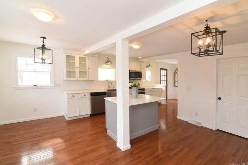 13 Lakeport Dr, Patterson NY  12563-1722 exterior