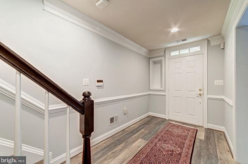 5326 43rd St, Washington, DC 20015-2008