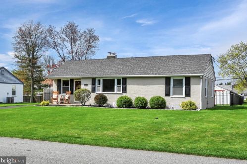 1025 Cardinal Rd, Norristown, PA 19403-2203