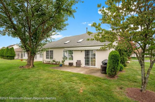 2 Abercorn Ct, Jackson Twp NJ  08527-3965 exterior