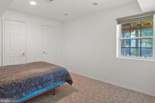 5762 Ralston Ct, Woodbridge VA  22193-3761 exterior