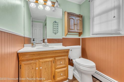 433 Lk Shr Dr, Bricktown NJ 08723-5079 exterior