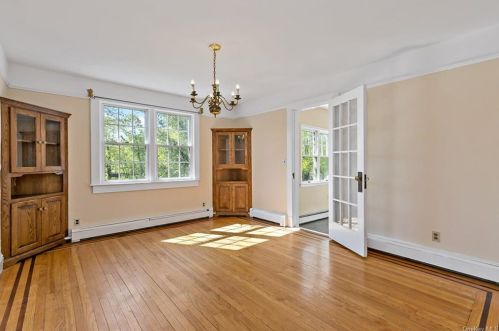 59 Orchard Ridge Rd, Chappaqua NY  10514-2731 exterior