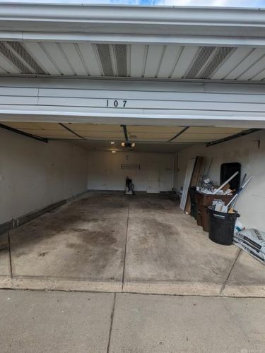 107 Topsfield Farm Cir, Englewood OH  45322-3420 exterior