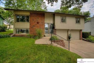 9630 Taylor St, Omaha, NE 68134-3863