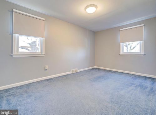 341 3 St, Lansdale PA 19446-2841 exterior