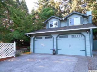 2300 Barberry St, Salem, OR 97304-3504