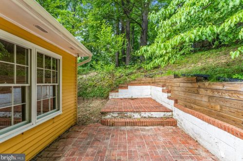 4 Willow Branch Pl, Fredericksburg VA  22405-1446 exterior