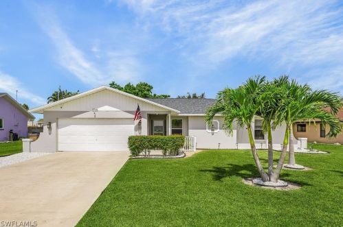 3708 7th Ave, Cape Coral, FL 33914-5325