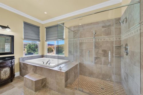 3959 Skyhawk Ln, Vacaville CA  95688-9516 exterior