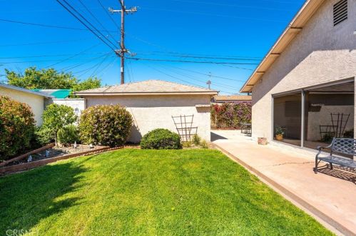 15109 Doty Ave, Lawndale CA  90260-2319 exterior