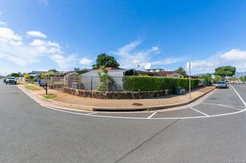 91-1098 Kauiki St, Ewa Beach, HI 96706