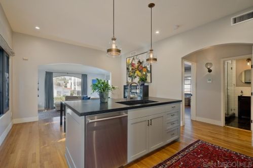 3665 Alabama St, San Diego CA 92104-3303 exterior