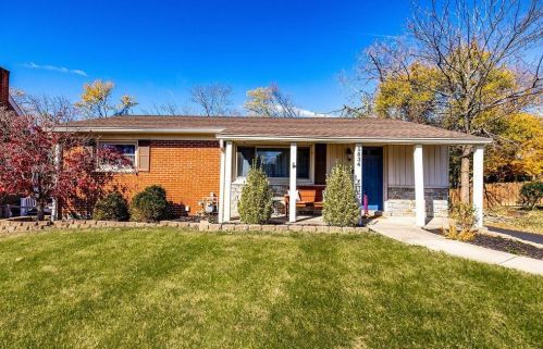 5834 Fourson Dr, Cincinnati, OH 45233-4725