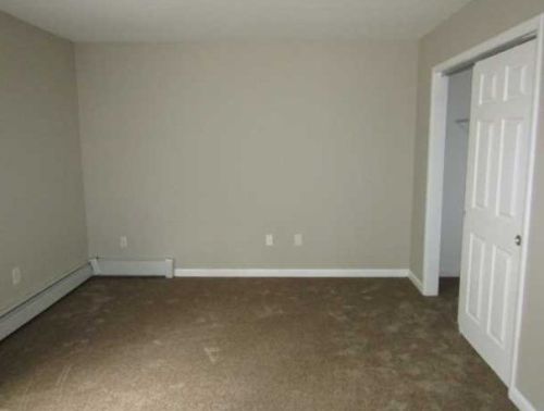 28 Raker Rd, Poughkeepsie NY  12603-5632 exterior