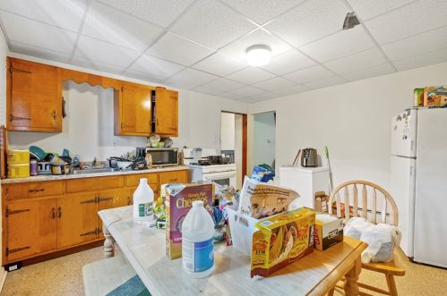 2962 Glenmawr St, Pittsburgh PA 15204-1452 exterior