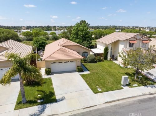 32988 Tulley Ranch Rd, Temecula, CA 92592-1825