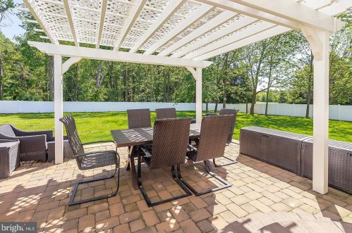 353 Auburn St, Pilesgrove NJ  08098-1201 exterior