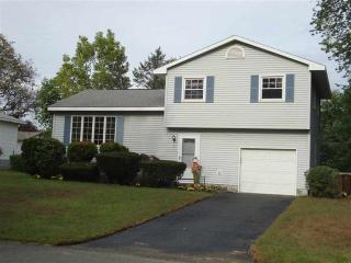 15 University St, Albany, NY 12205-3236