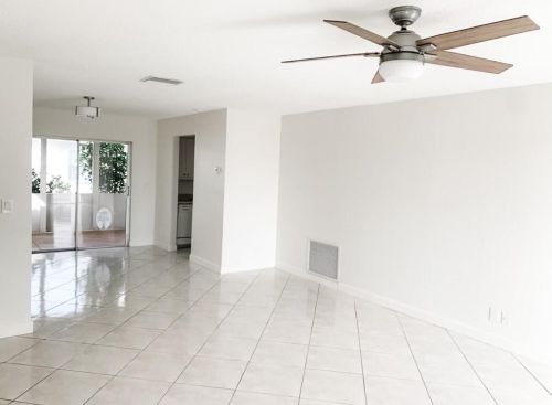 607 21st Cir, Boynton Beach, FL 33426-4626